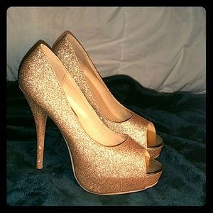Gold peep toe